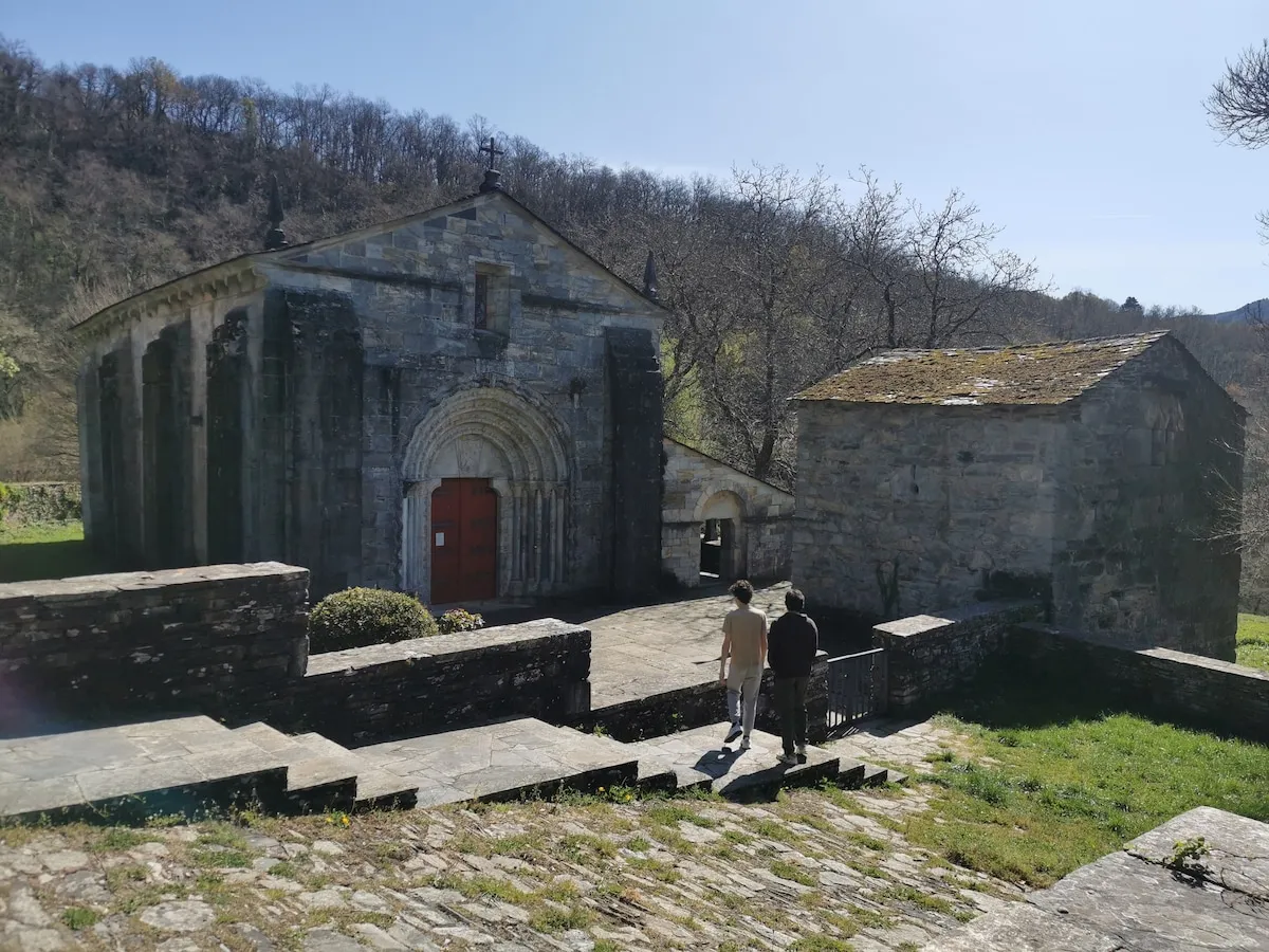 San Pedro Fiz do Hospital, románico en el Camino de Santiago